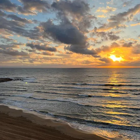 Formidable Seaview Διαμέρισμα *